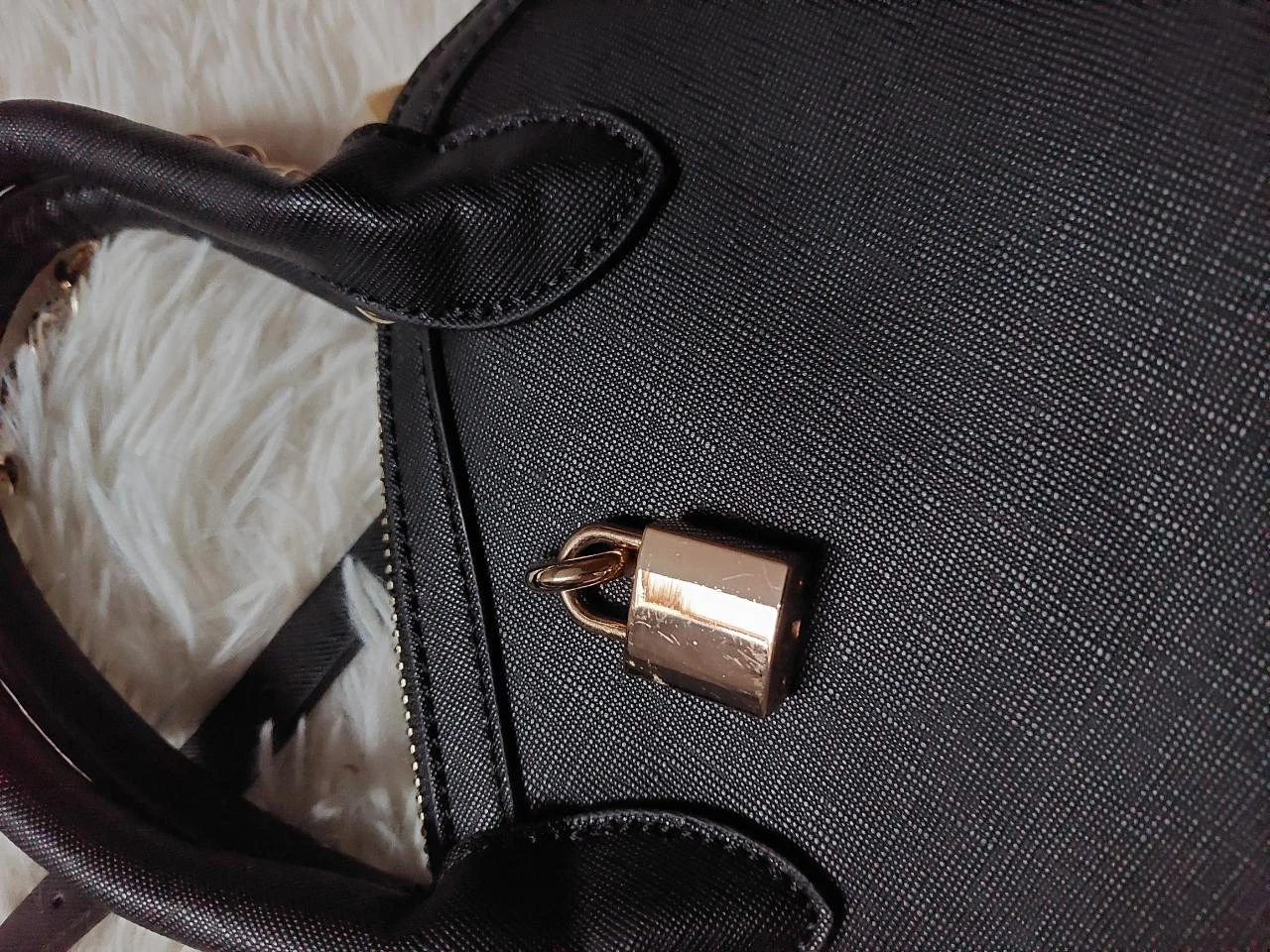 Sac à main Galeries Lafayette noir H14xl20 cm - Neuf – photo 5